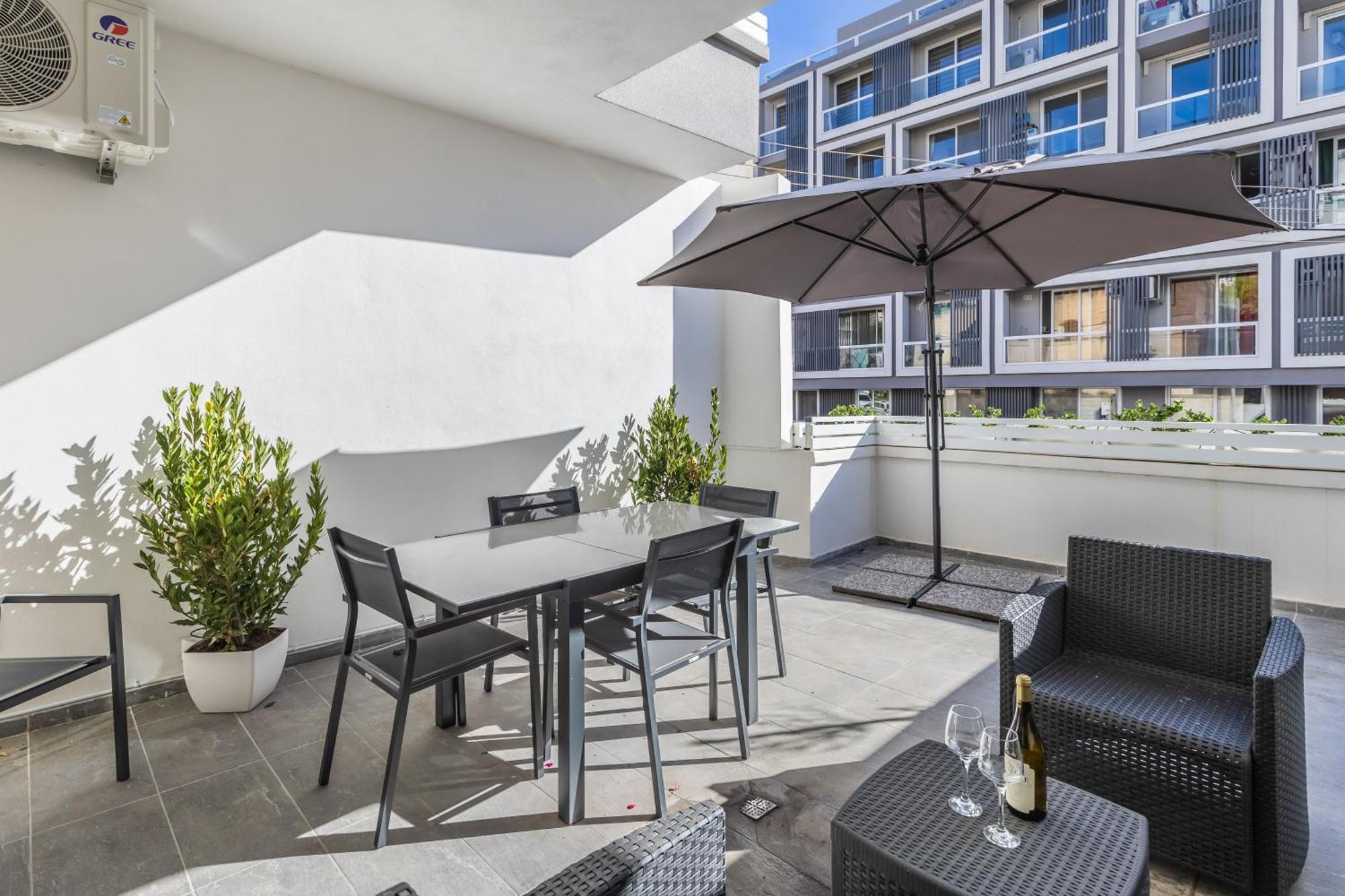 Urban Downtown Den In St Julians Saint Julian's